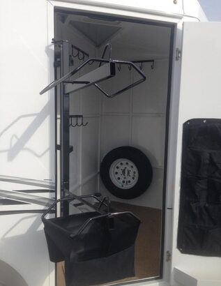 2021 Trails West 2 Horse Bp Trailer