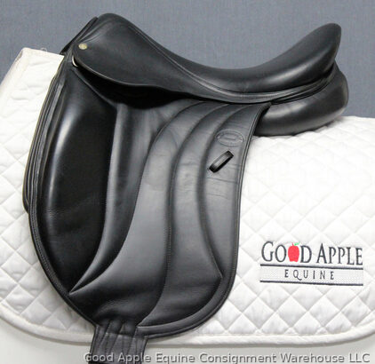 Devoucoux Milady Monoflap Dressage Saddle, 17.5ins / Medium – 2805-19