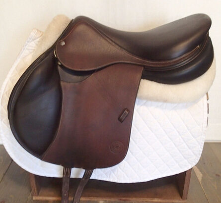 18″ Forestier by Voltaire Boekelo Monoflap Saddle 2018 3A