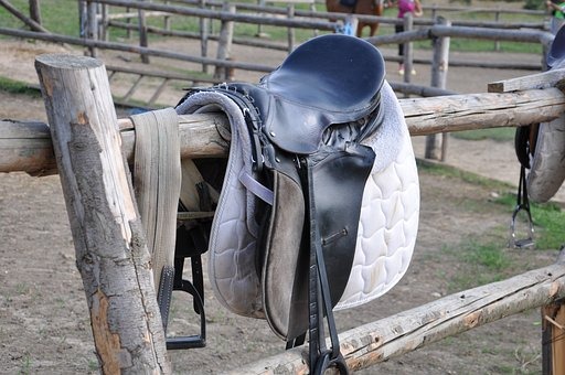 horse saddle material