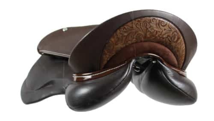 horse saddle cantle